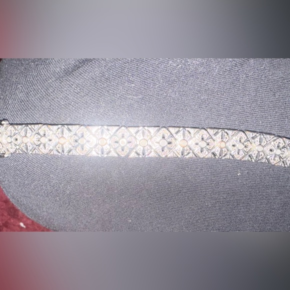 Elegant Silver plated raw/rough diamond Bracelet - Picture 9 of 15